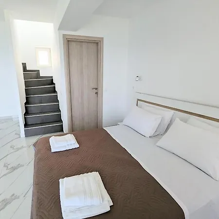 Blue Dream Aparthotel 4*