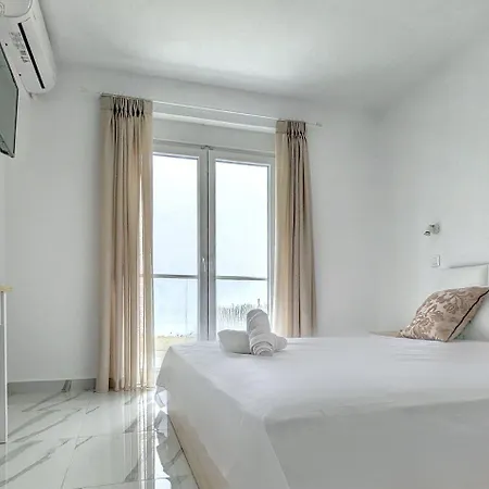 Blue Dream Aparthotel 4*