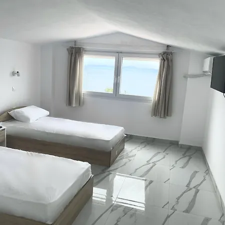 Blue Dream Aparthotel 4*